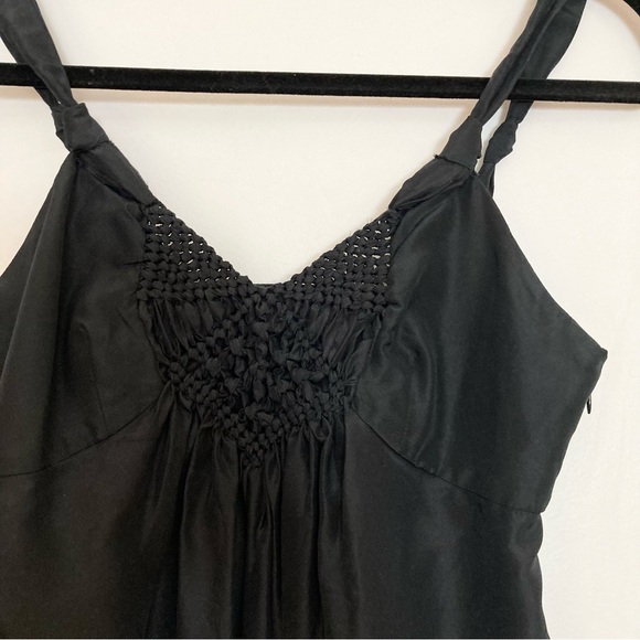 BANANA REPUBLIC BLACK SILK CAMI TOP—LIKE NEW!!! - Picture 3 of 9